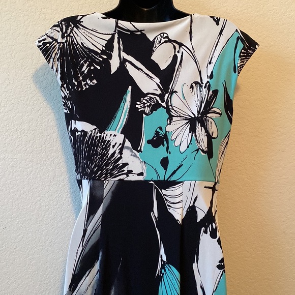 Black and Turquoise Dress - Picture 4 of 7